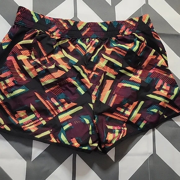 FILA shorts - Picture 2 of 3